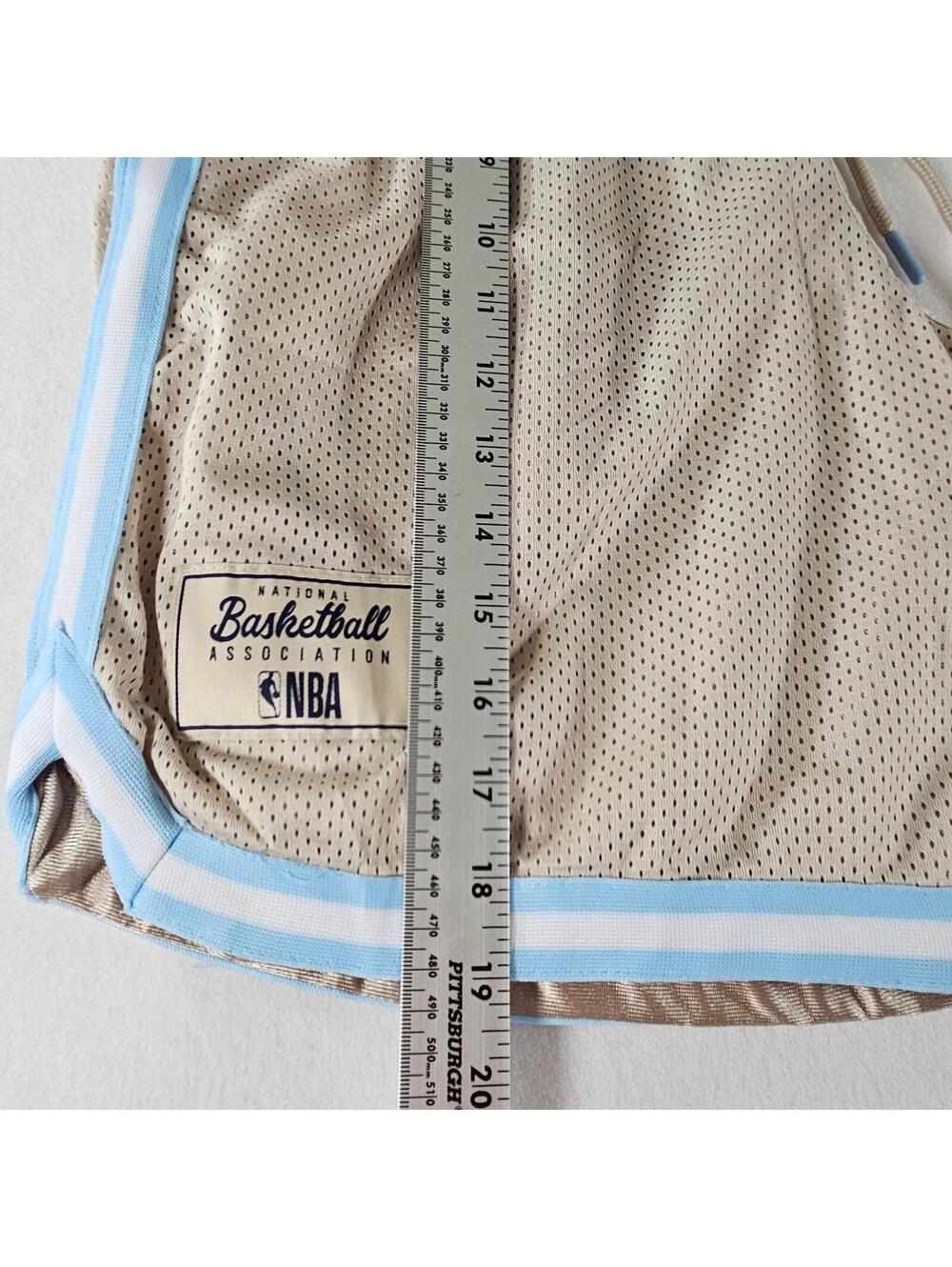 NBA Basketball Shorts Mens Small Beige Mesh Blue Trim Athletic Drawstring - Picture 8 of 10